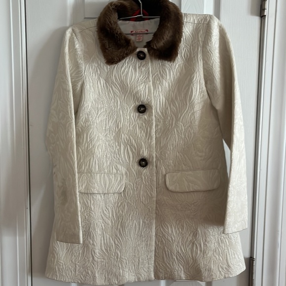GIRLS beige HOLIDAY dress coat from Nordstrom’s - Picture 6 of 9